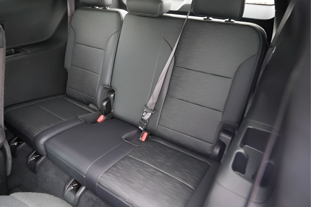 Used 2026 Buick Enclave Sport Touring FWD image 27