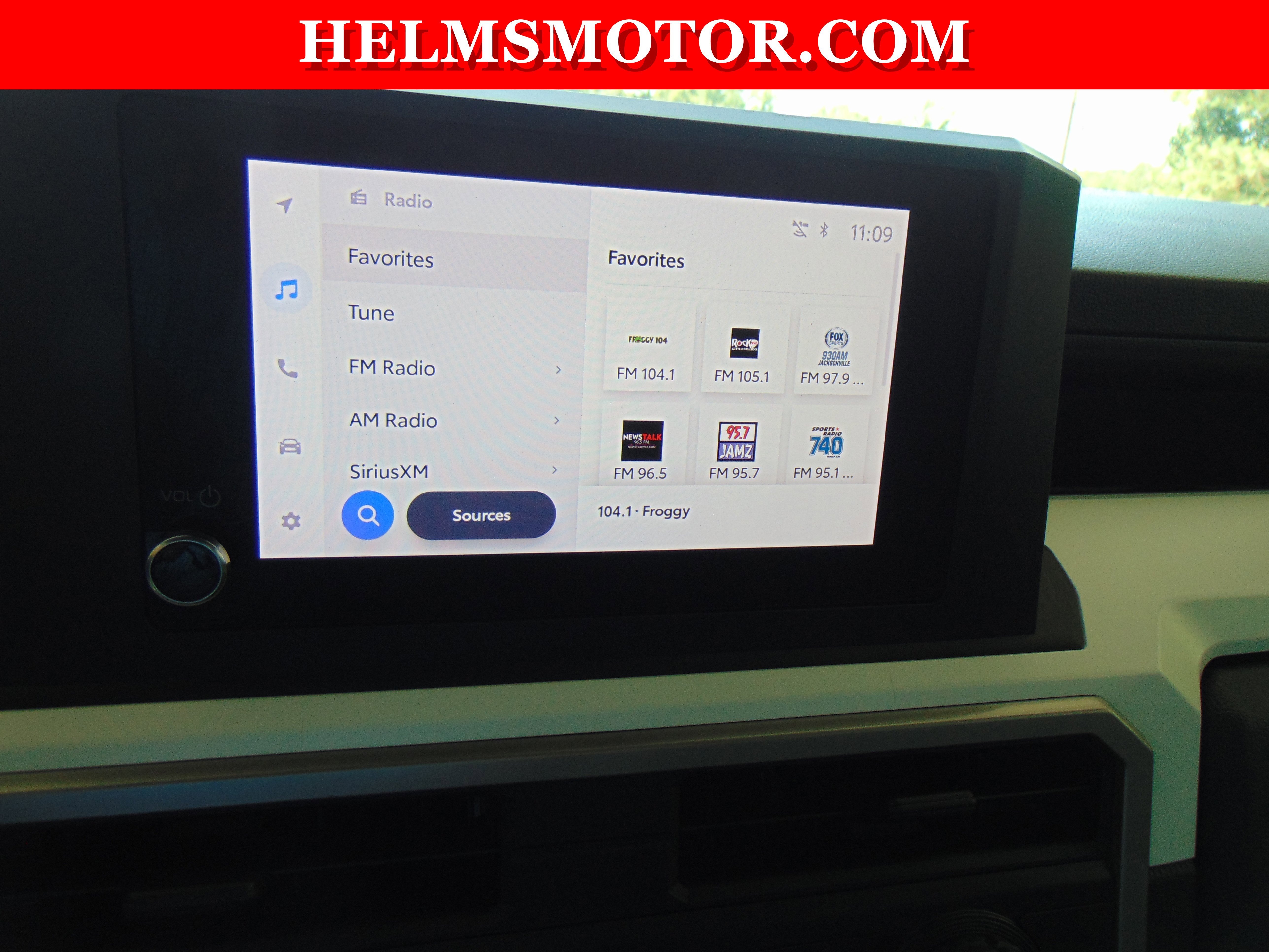 Used 2024 Toyota Tacoma TRD Off-Road image 24