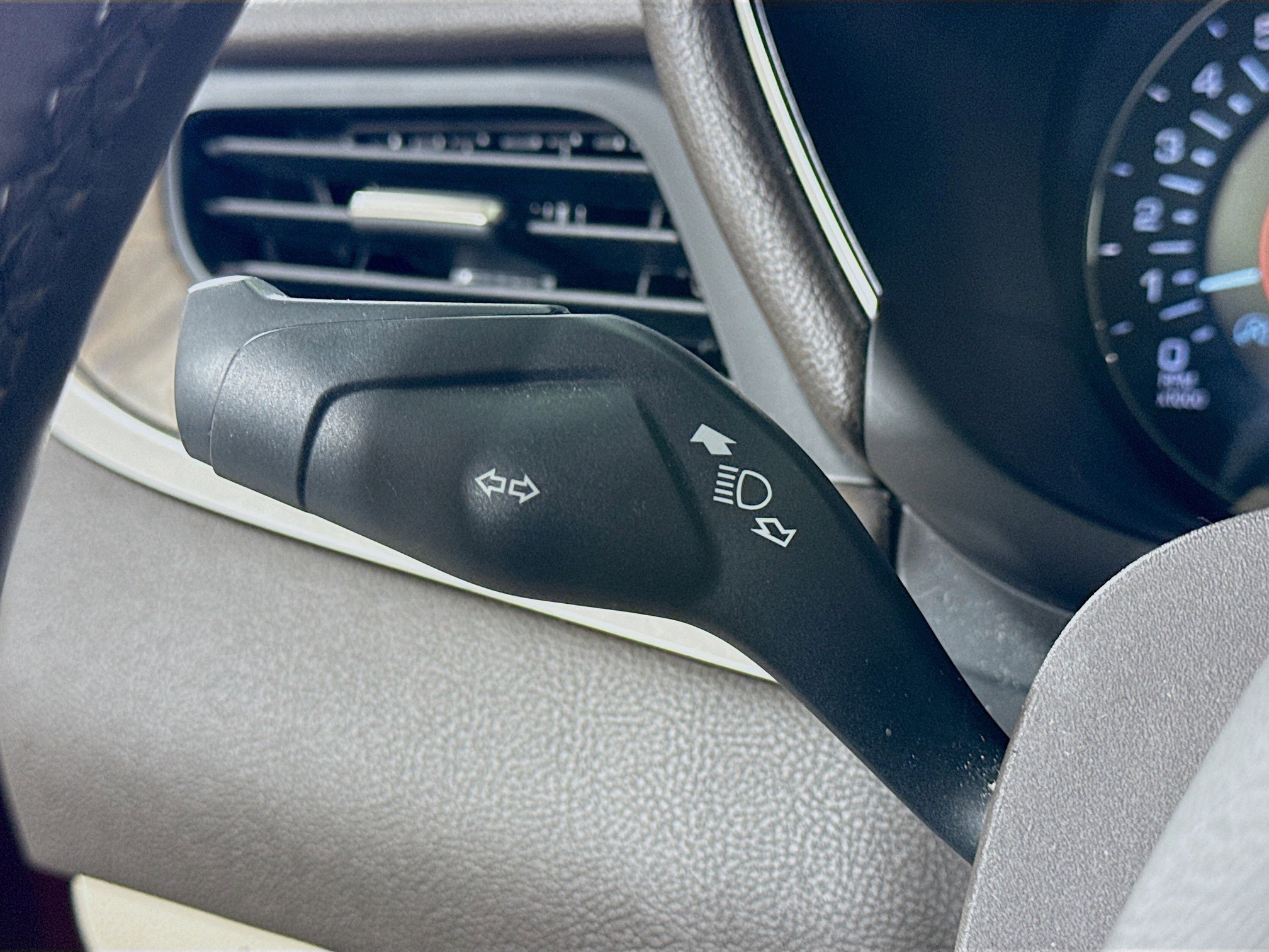 Used 2019 Lincoln MKC Reserve w/ MKC Climate Package FWD image 15