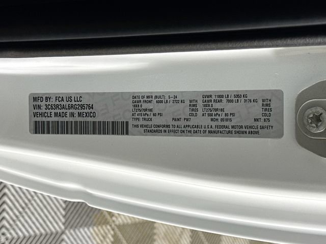 Used 2024 RAM 3500 Tradesman w/ Chrome Appearance Group image 27