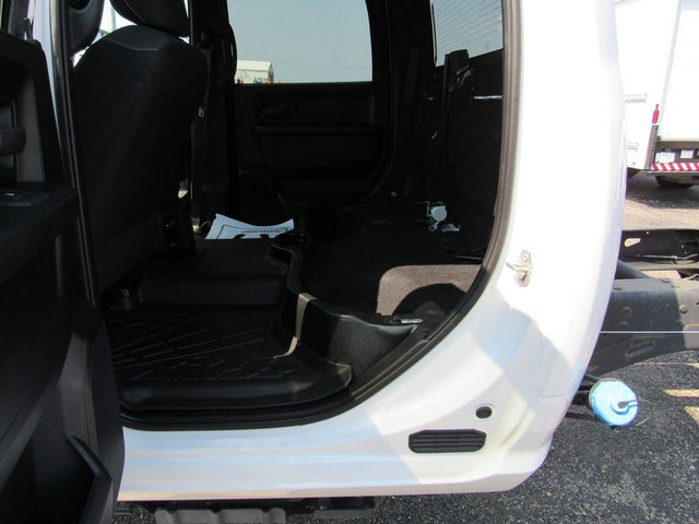 Used 2025 RAM 5500 Tradesman AWD/4WD image 27