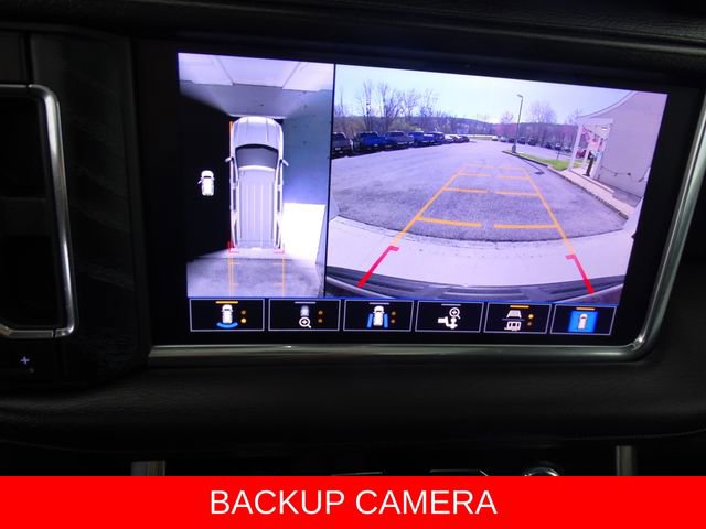 Used 2021 GMC Yukon Denali w/ Denali Ultimate Package AWD/4WD image 18
