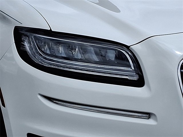 Used 2020 Lincoln Nautilus Reserve image 9