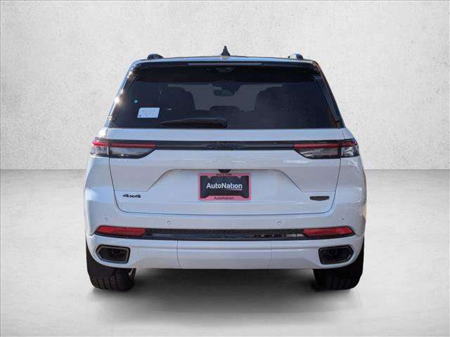 New 2025 Jeep Grand Cherokee Summit image 7