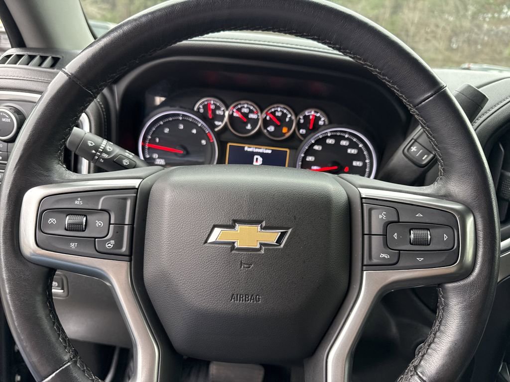 Used 2022 Chevrolet Silverado 2500 LTZ w/ LTZ Plus Package image 27