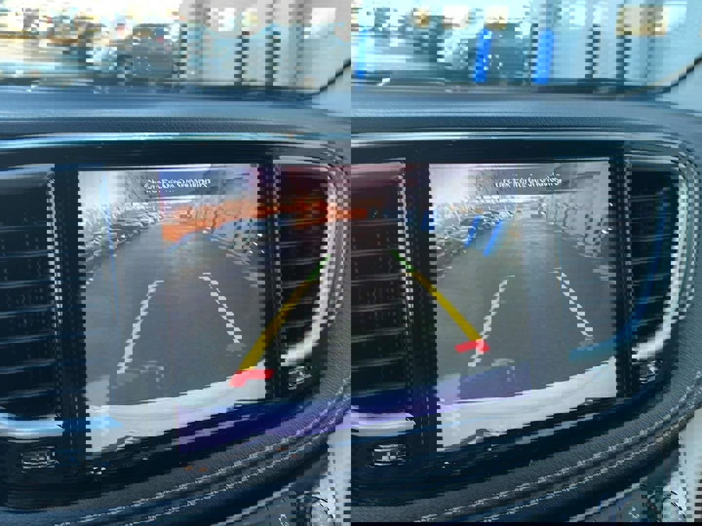 Used 2022 Chrysler Pacifica Touring-L image 35