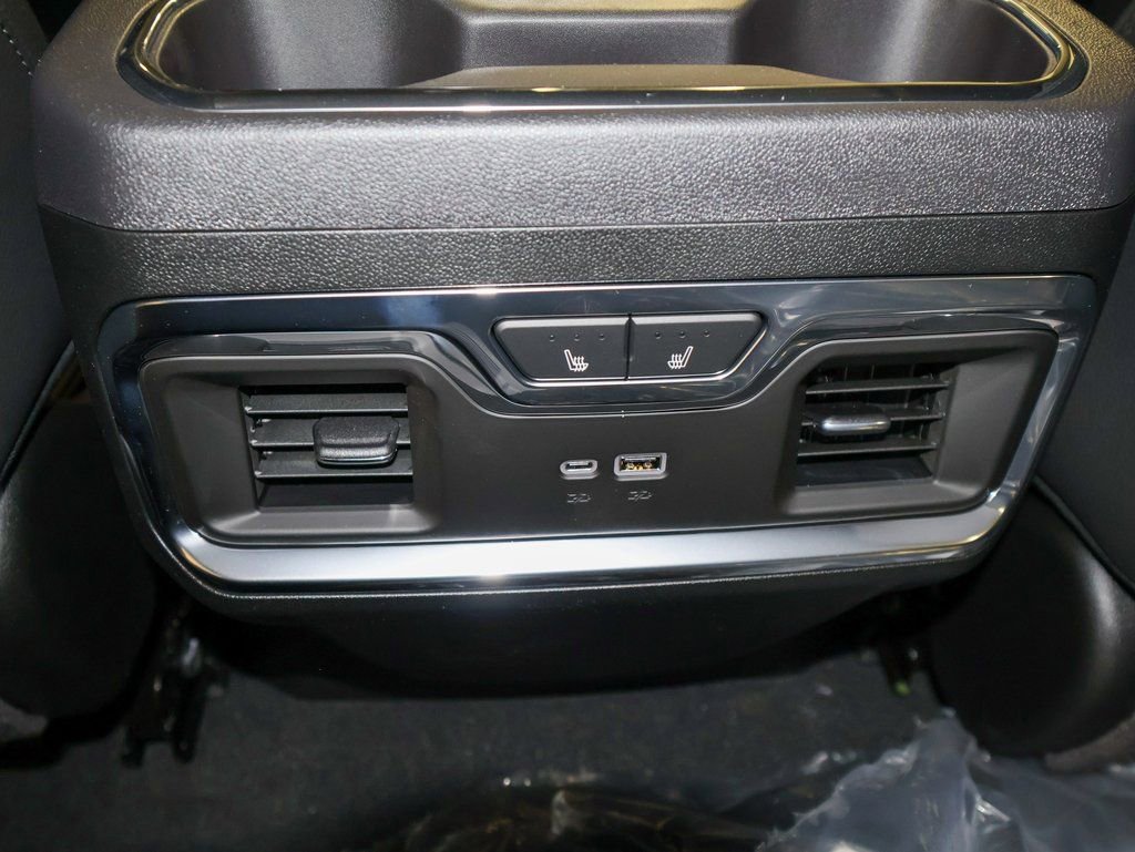 New 2026 GMC Sierra 1500 Denali w/ Technology Package image 10