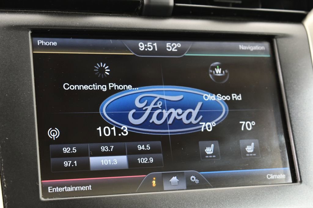 Used 2014 Ford Fusion SE w/ Equipment Group 202A FWD image 27
