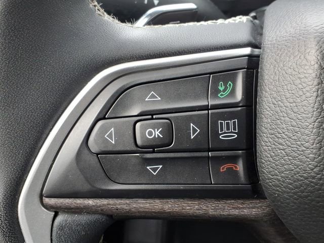Certified 2023 Jeep Grand Cherokee L Limited w/ Black Appearance Package AWD/4WD image 20