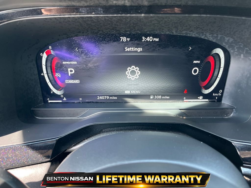 Used 2024 Nissan Pathfinder Platinum w/ Cargo Package FWD image 14