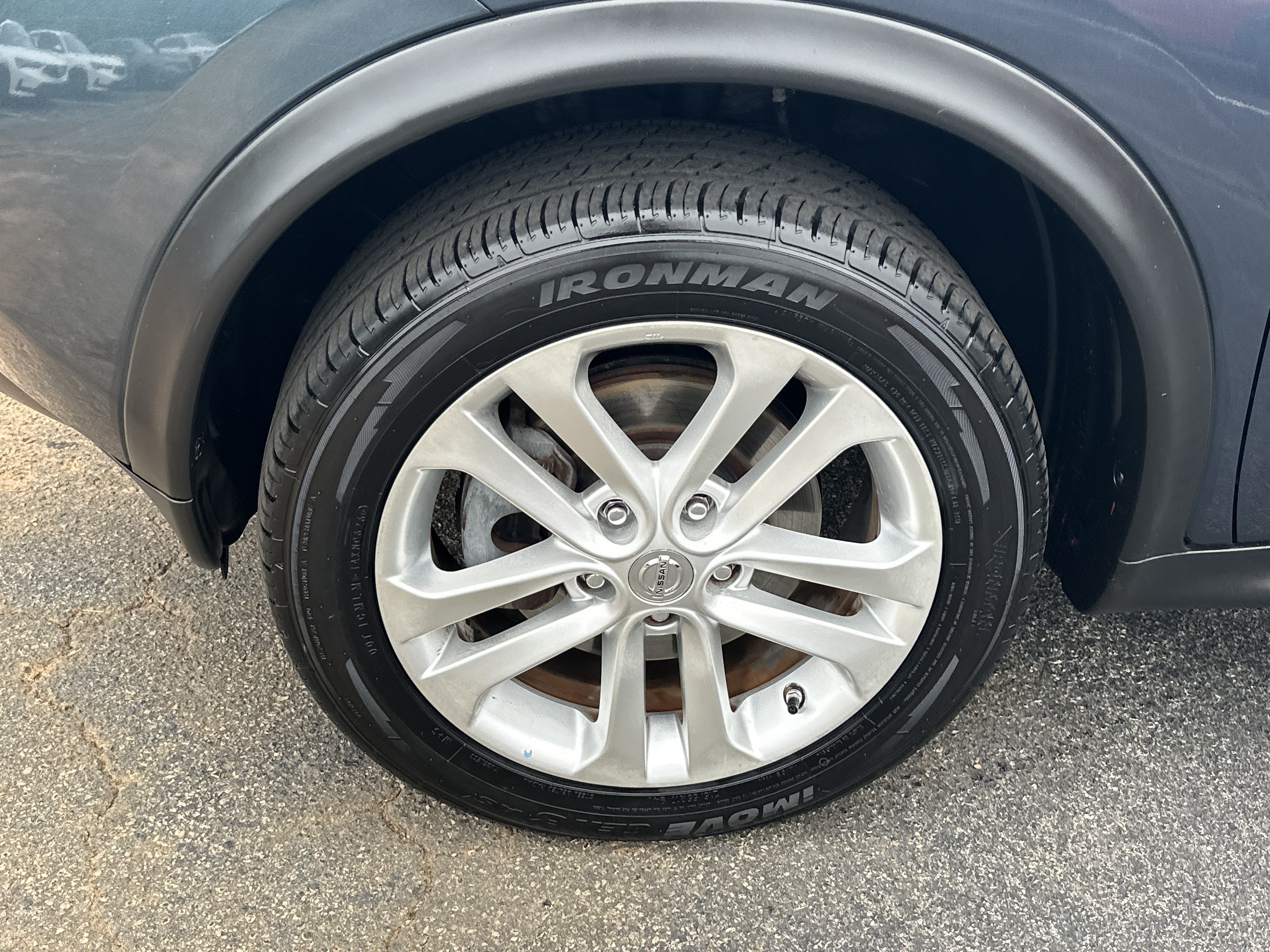 Used 2012 Nissan Juke SL FWD image 11