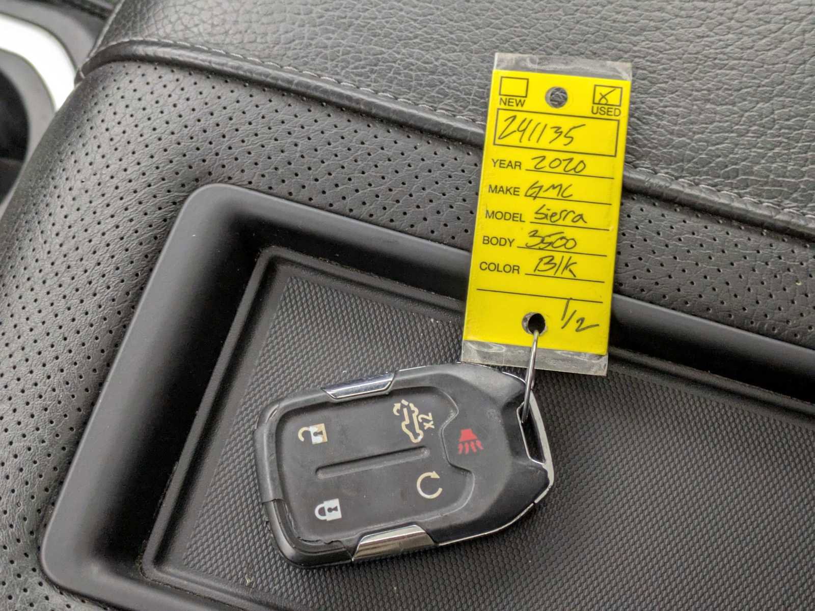 Used 2020 GMC Sierra 3500 Denali w/ Denali Ultimate Package image 36