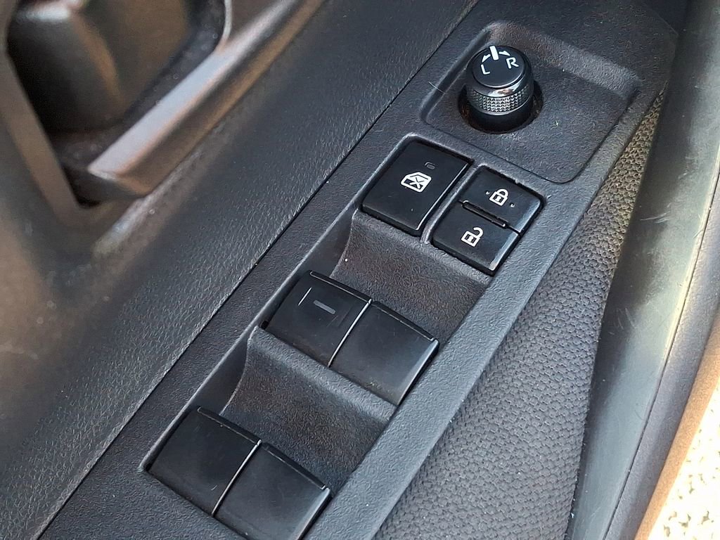 Used 2023 Toyota Corolla LE FWD image 23