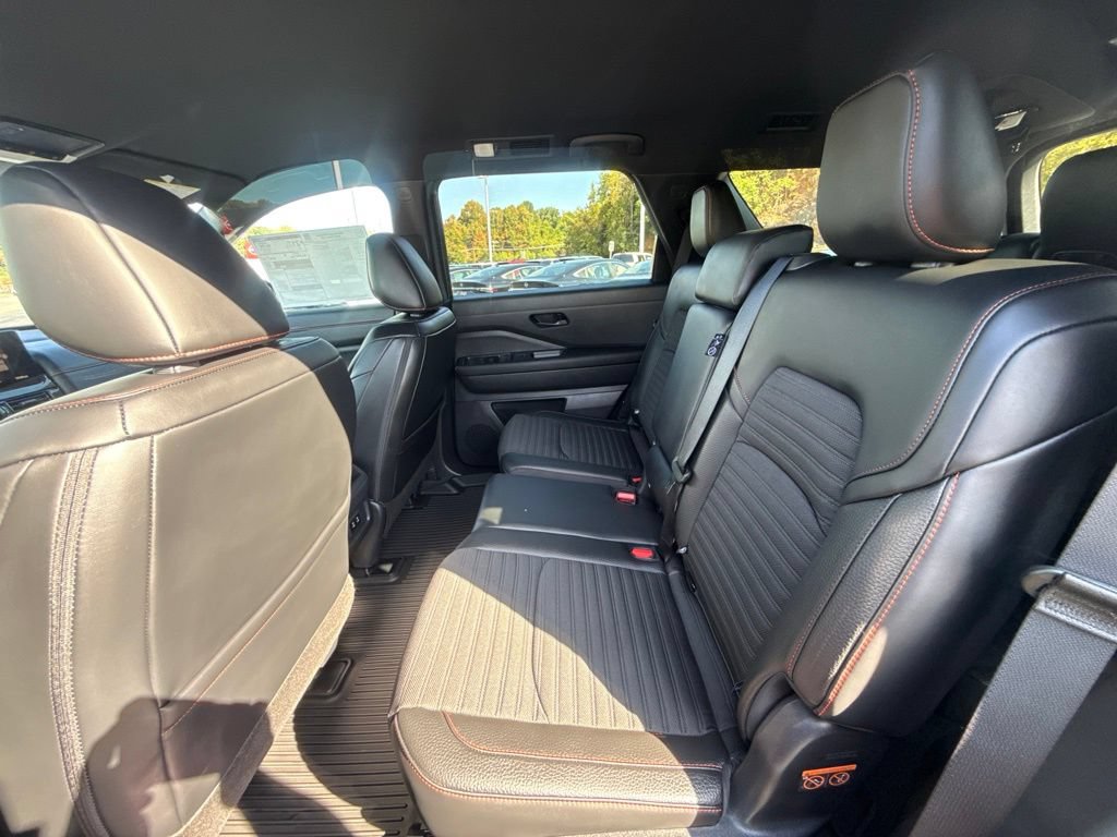 New 2026 Nissan Pathfinder Rock Creek AWD/4WD image 20
