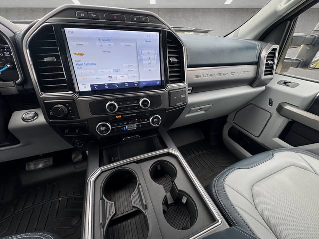 Used 2022 Ford F250 Limited AWD/4WD image 3