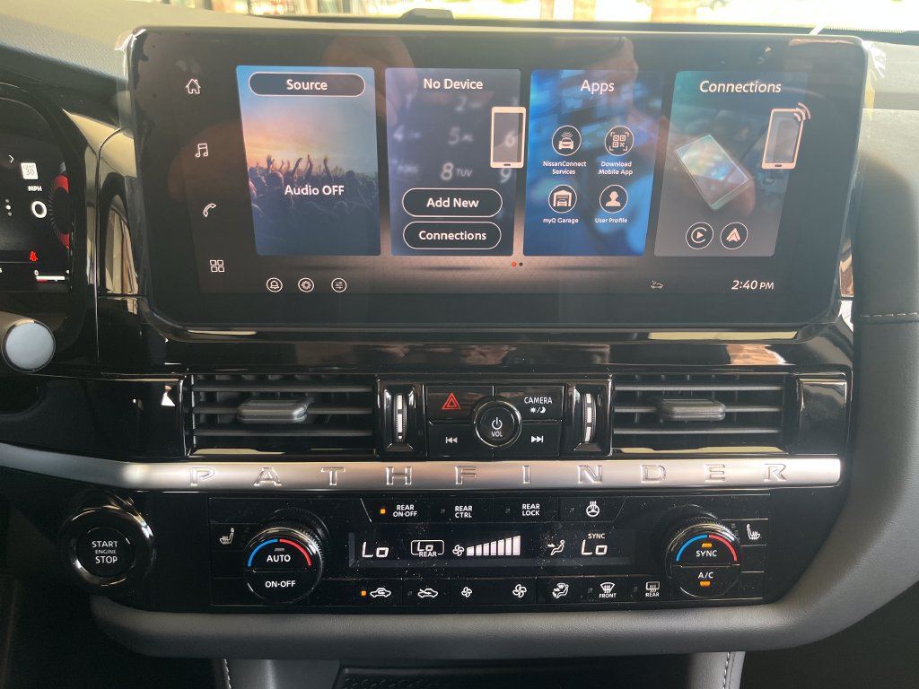 New 2026 Nissan Pathfinder SL FWD image 18