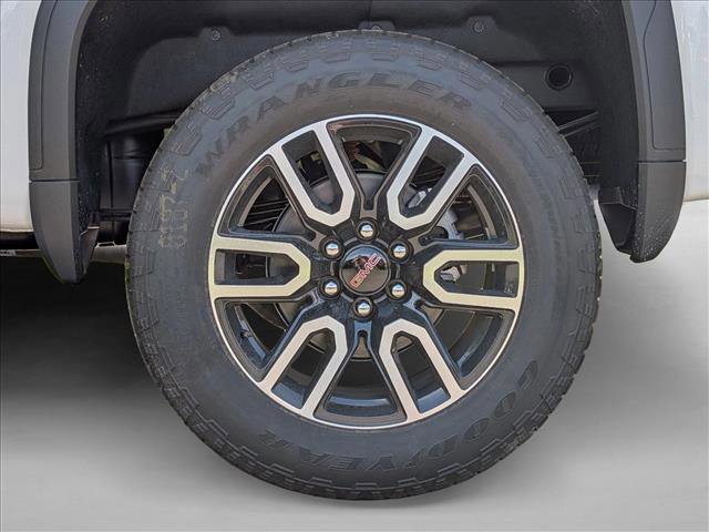 New 2026 GMC Sierra 1500 AT4 w/ AT4 Premium Package AWD/4WD image 10