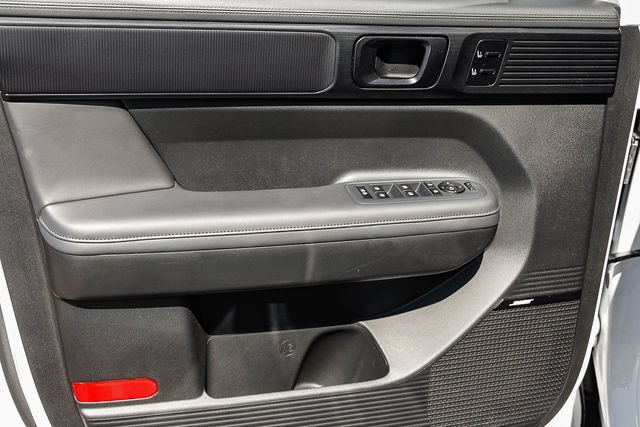 Certified 2025 Hyundai Santa Fe Calligraphy FWD image 26