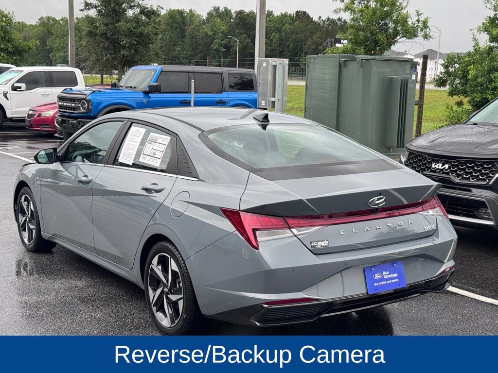 Used 2023 Hyundai Elantra Limited w/ Cargo Package FWD image 5