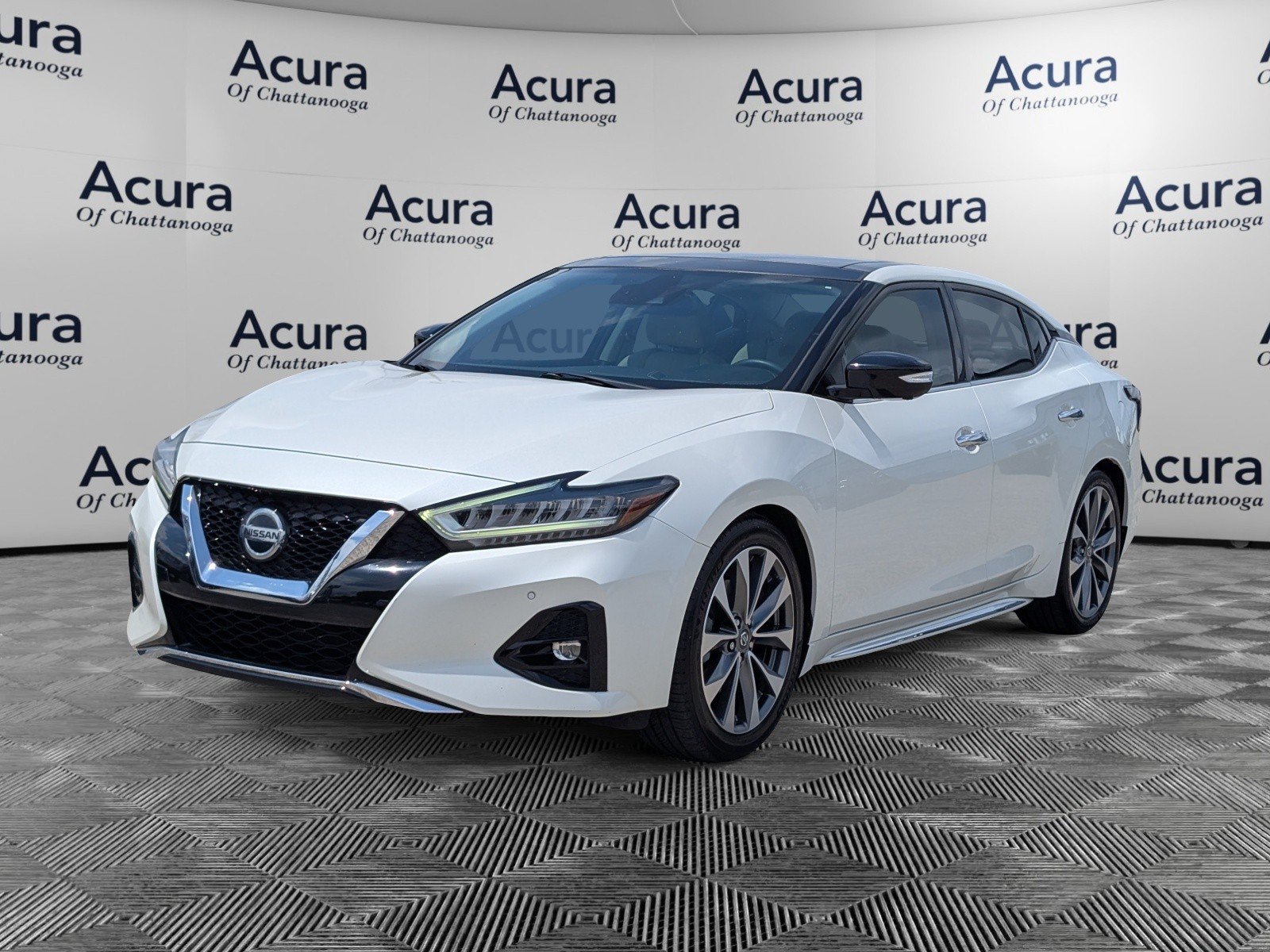 Used 2021 Nissan Maxima Platinum w/ Sport Mat Group FWD image 4