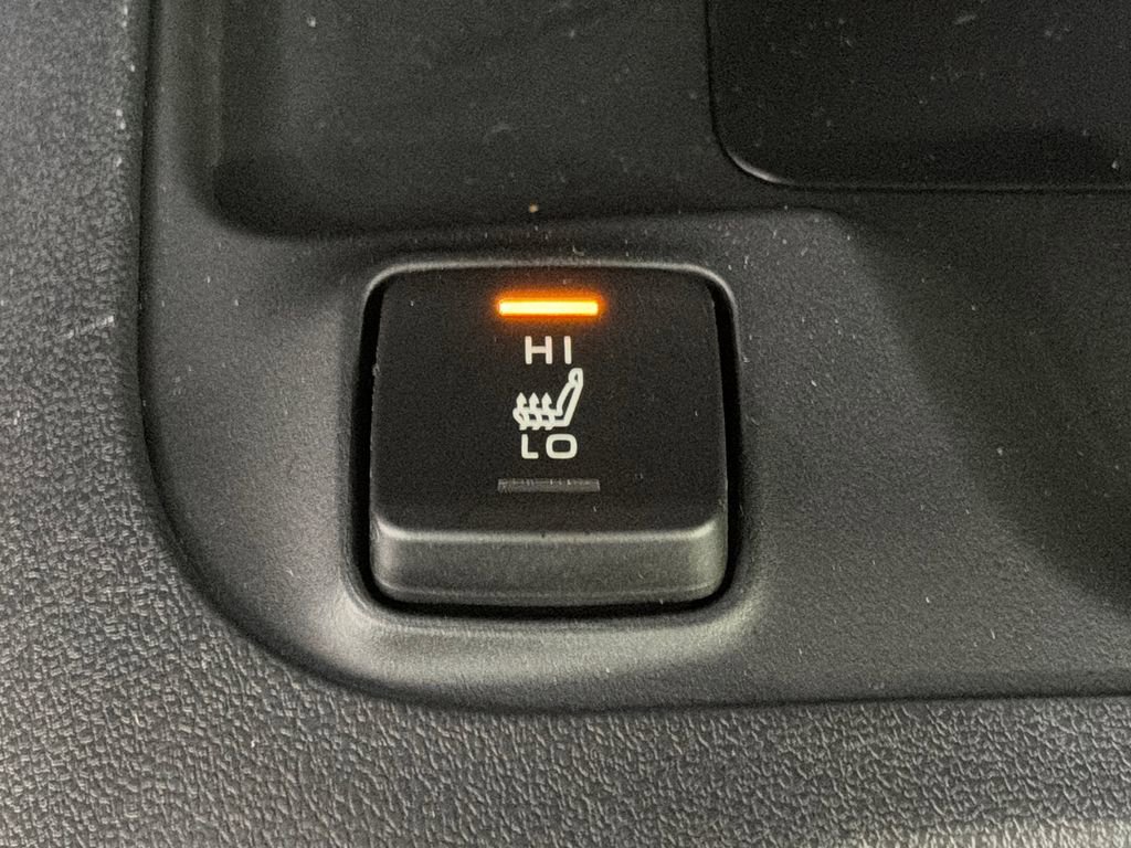 Used 2025 Toyota Corolla Premium image 30