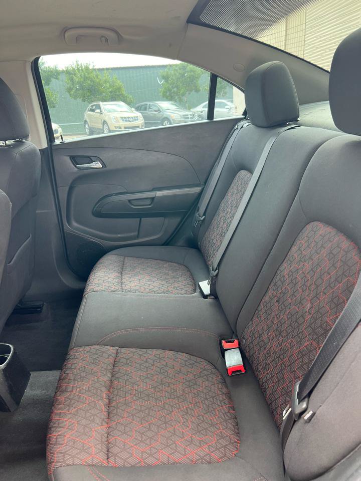 Used 2020 Chevrolet Sonic LT w/ RS Package FWD image 6