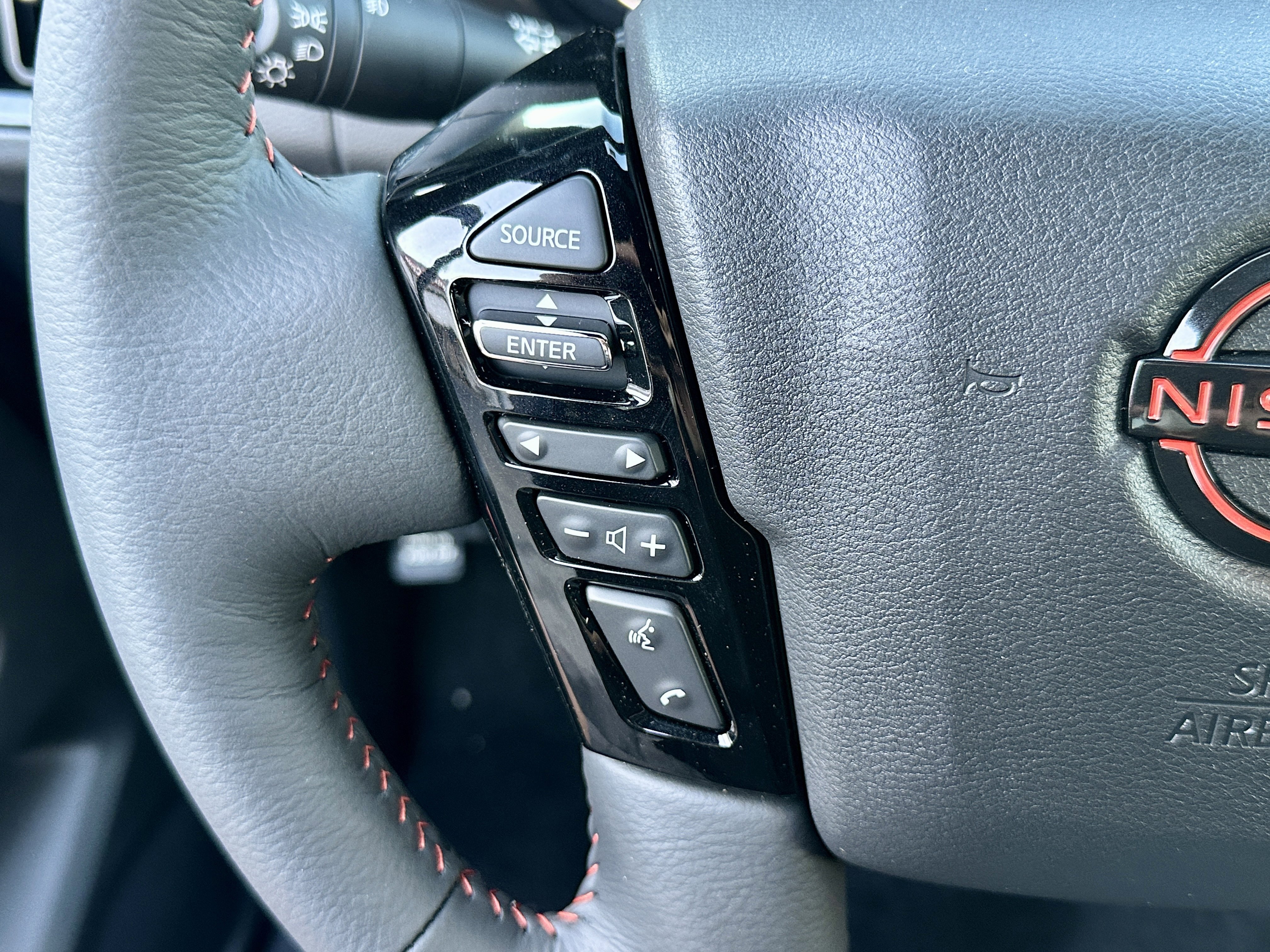 New 2026 Nissan Frontier PRO-4X w/ Pro-4x Convenience Package image 29