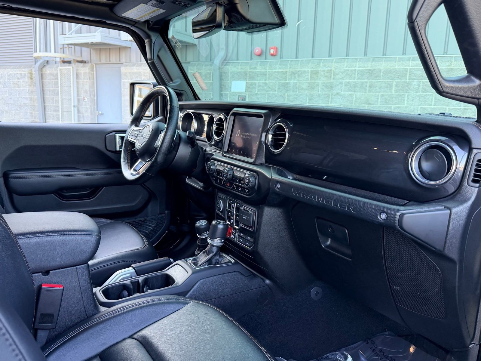 Used 2021 Jeep Wrangler Unlimited Rubicon w/ Trailer Tow Package image 36