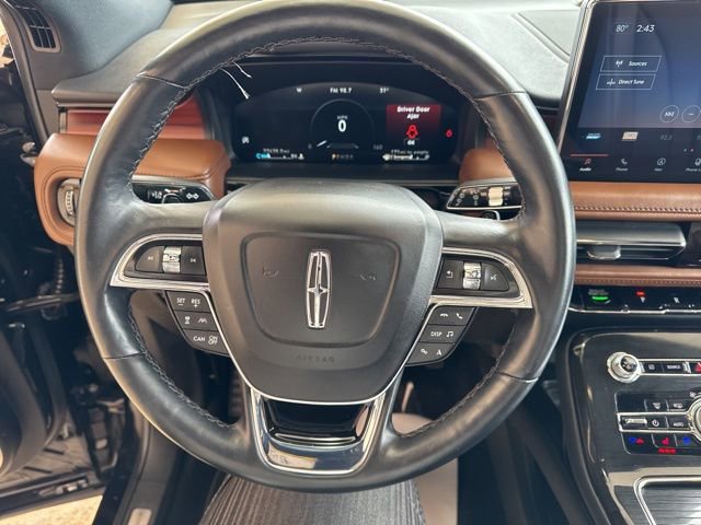 Used 2023 Lincoln Nautilus Reserve w/ Equipment Group 201A image 18