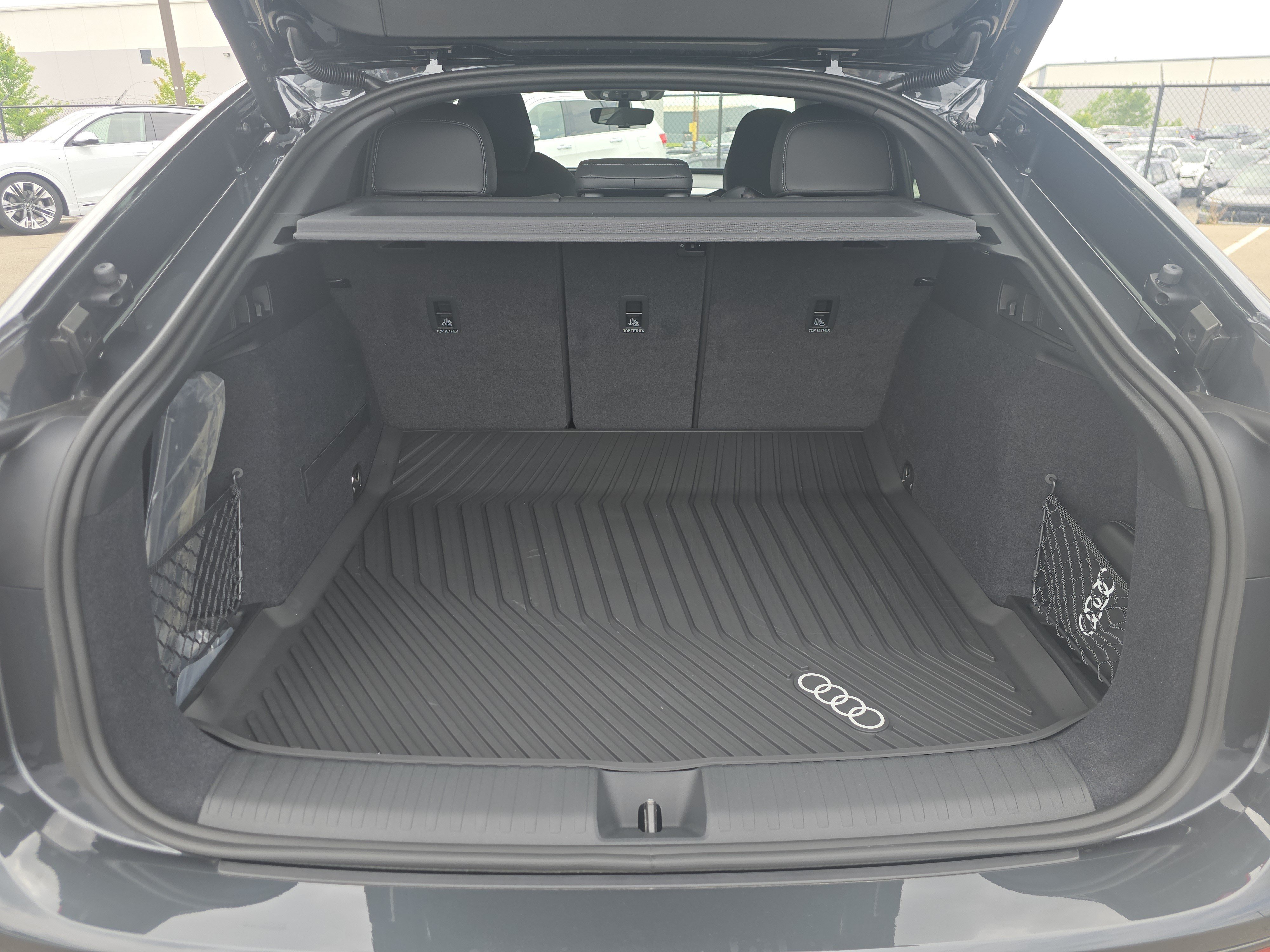 New 2027 Audi Q6 e-tron Premium Plus AWD/4WD image 17