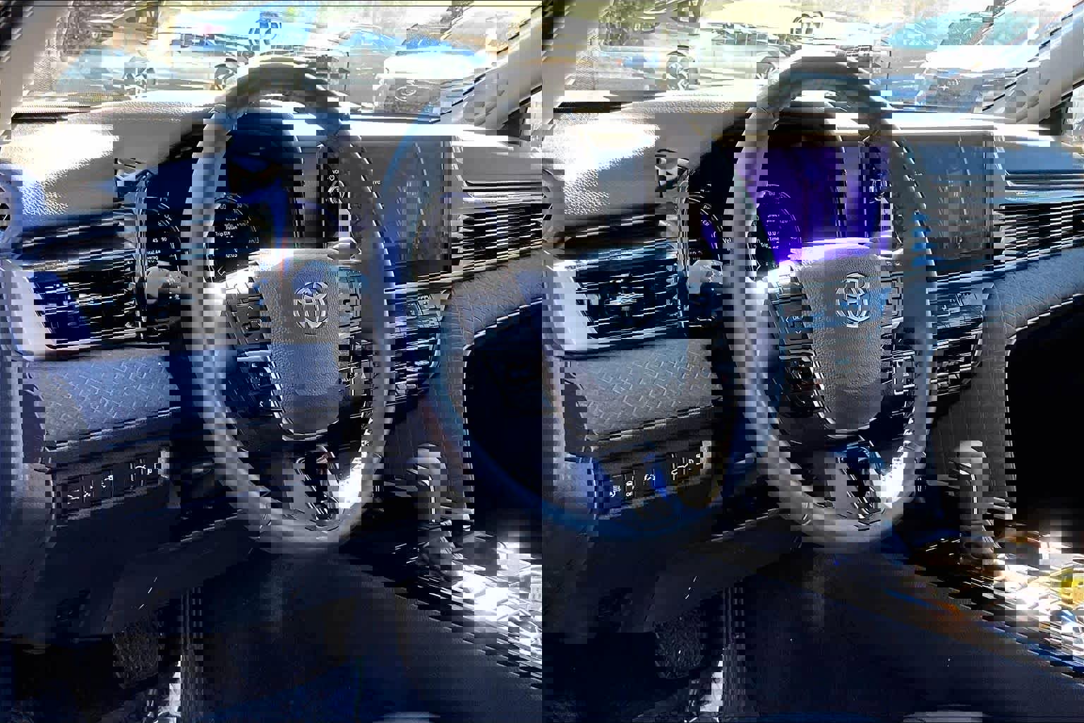 Used 2025 Toyota Camry XLE w/ Premium Package image 18