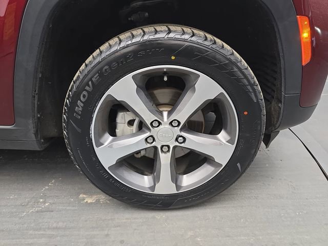 Used 2023 Jeep Grand Cherokee Limited w/ Trailer Tow Prep Group (B) image 12