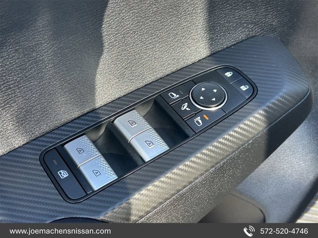 New 2026 Nissan Rogue SL AWD/4WD image 18