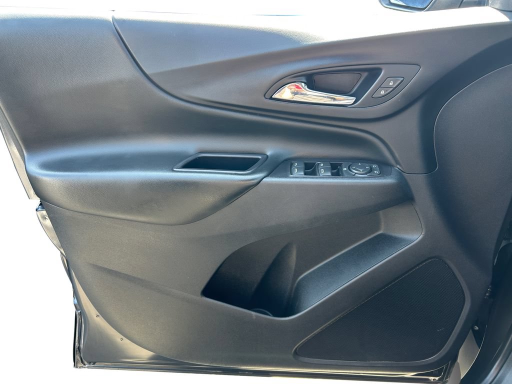Used 2022 Chevrolet Equinox LT FWD image 25