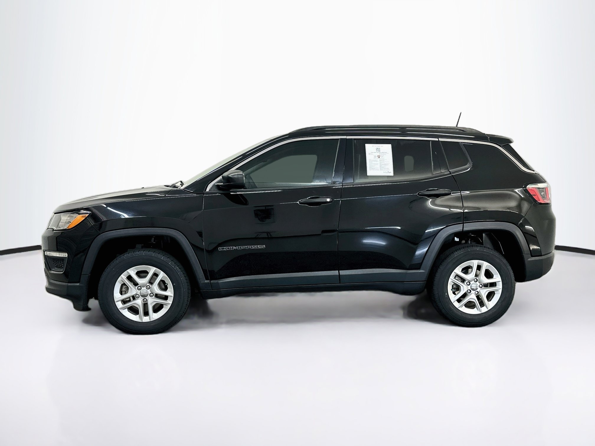 Used 2019 Jeep Compass Sport AWD/4WD image 4