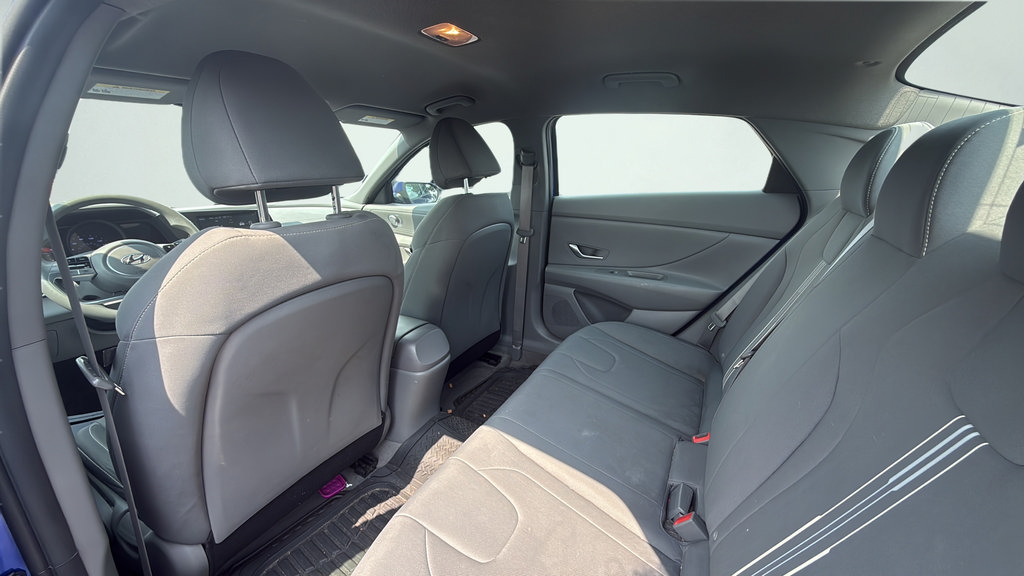 Used 2023 Hyundai Elantra SEL w/ Cargo Package FWD image 34
