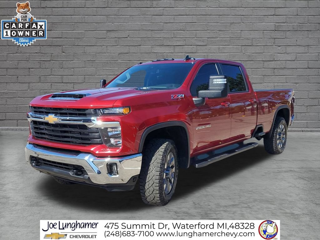 Used 2024 Chevrolet Silverado 2500 LT AWD/4WD image 4
