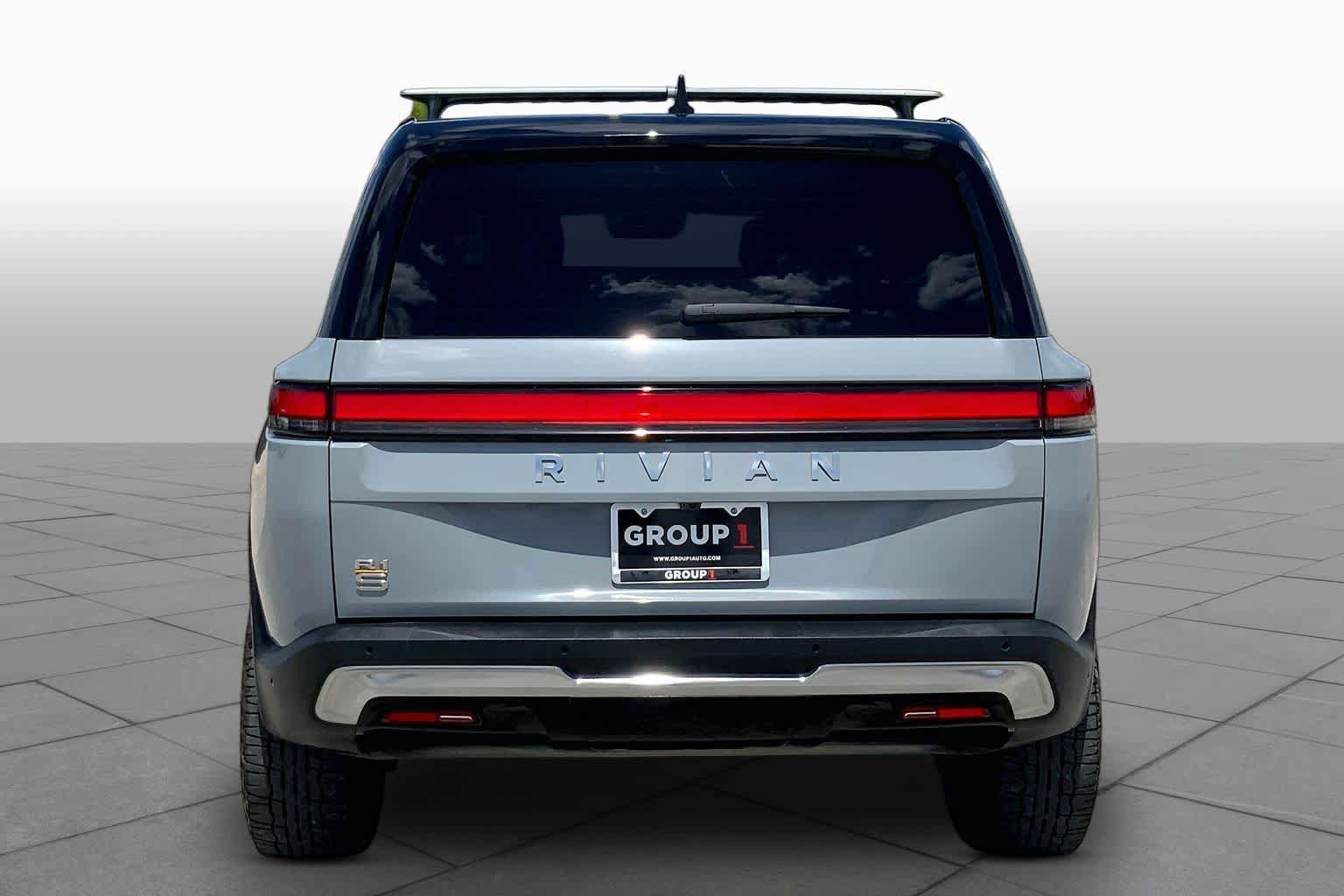 Used 2023 Rivian R1S Adventure AWD/4WD image 4