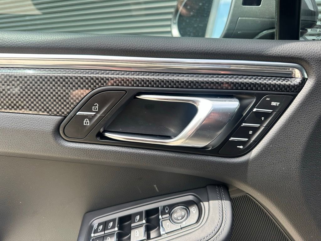 Certified 2026 Porsche Macan Turbo AWD/4WD image 20