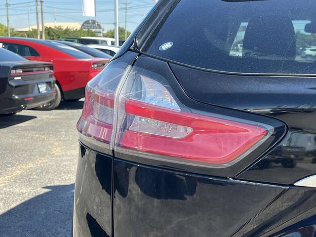 Used 2019 Ford Edge SEL w/ Equipment Group 201A AWD/4WD image 10
