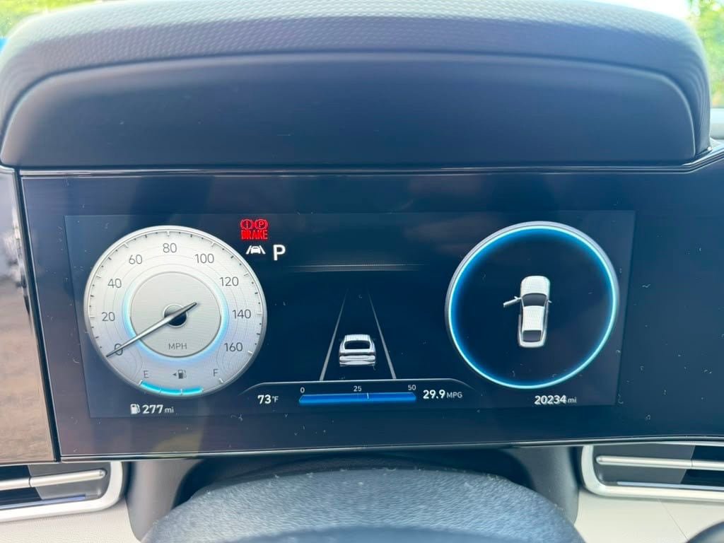 Certified 2023 Hyundai Elantra Limited FWD image 27