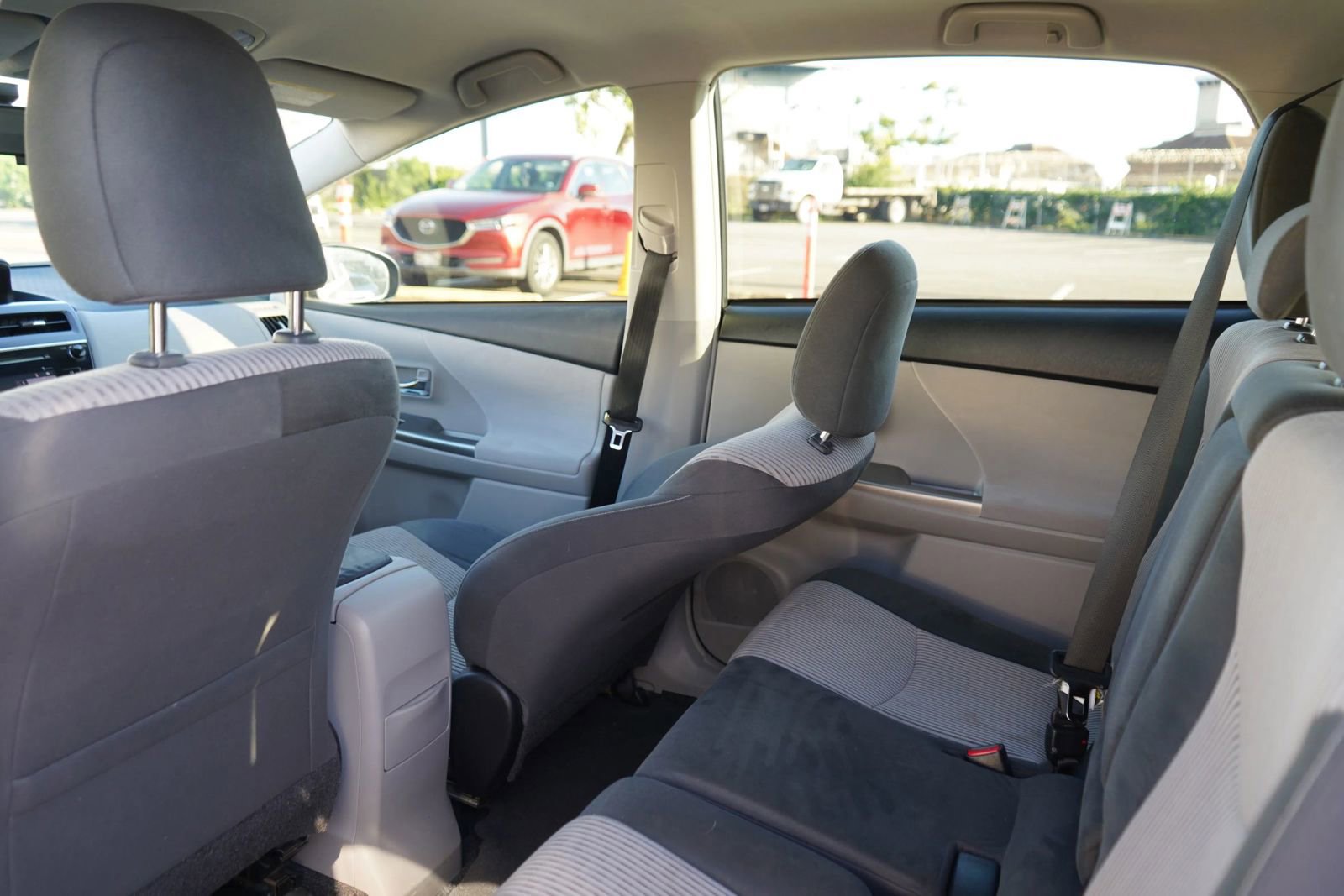 Used 2016 Toyota Prius V Three FWD image 14