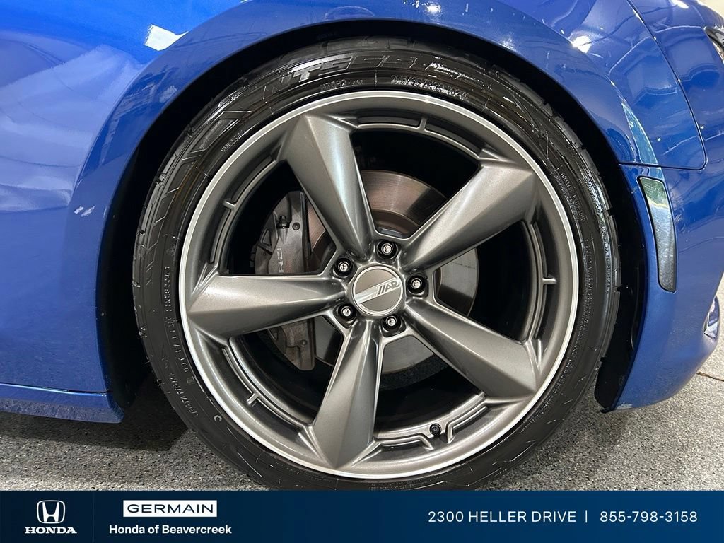 Used 2019 Chevrolet Camaro SS RWD image 12