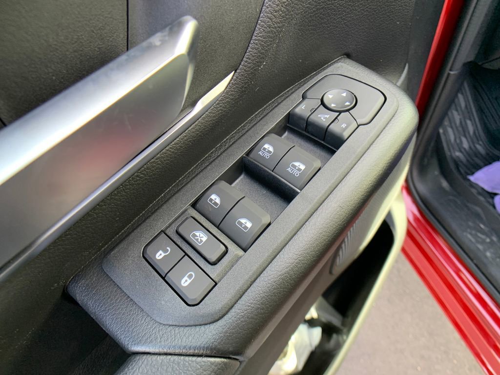 New 2026 RAM 1500 4x4 Crew Cab image 11