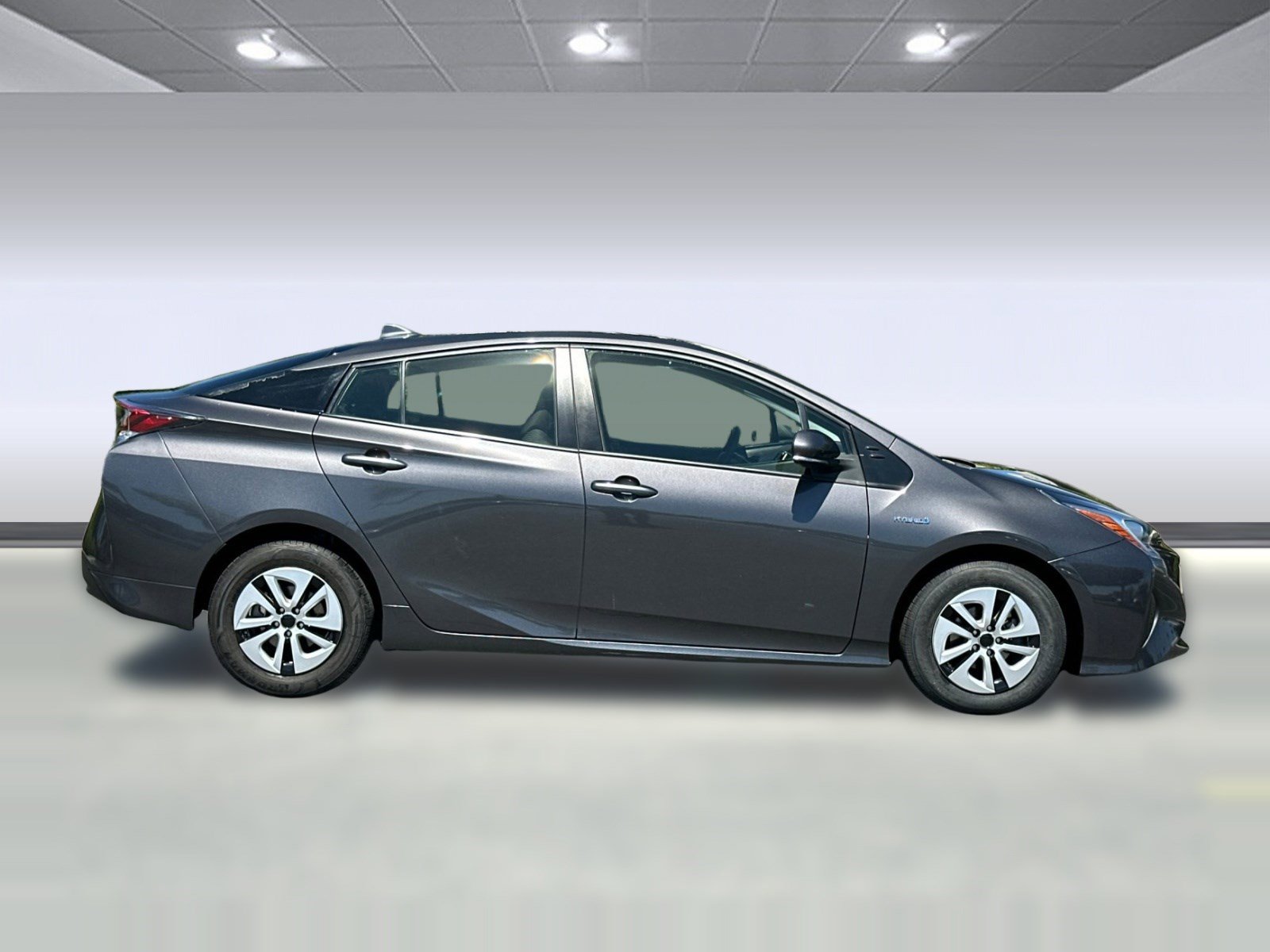 Used 2016 Toyota Prius Two FWD image 7
