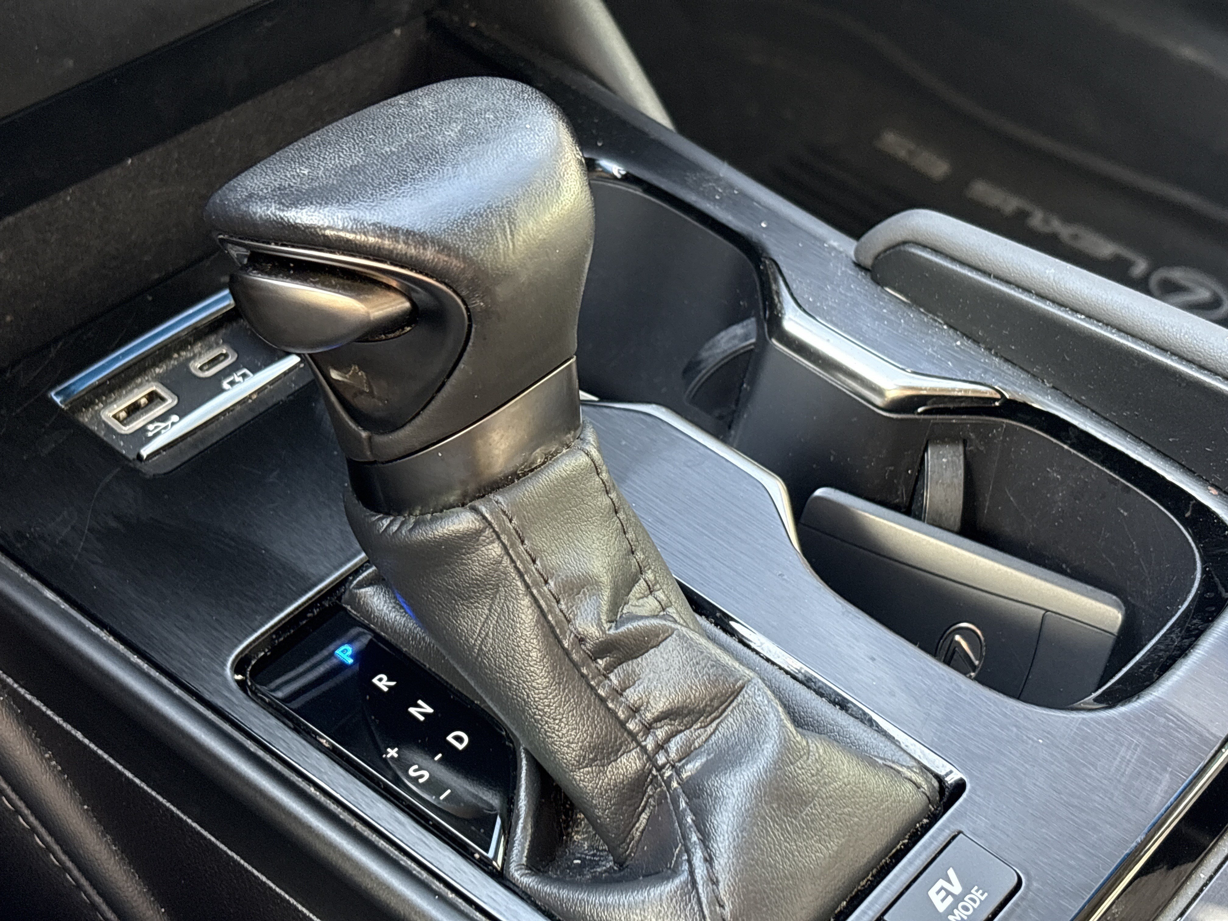 Used 2023 Lexus ES 300h w/ Accessory Package (Z2) FWD image 26