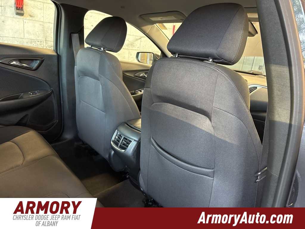 Used 2023 Chevrolet Malibu LT image 29