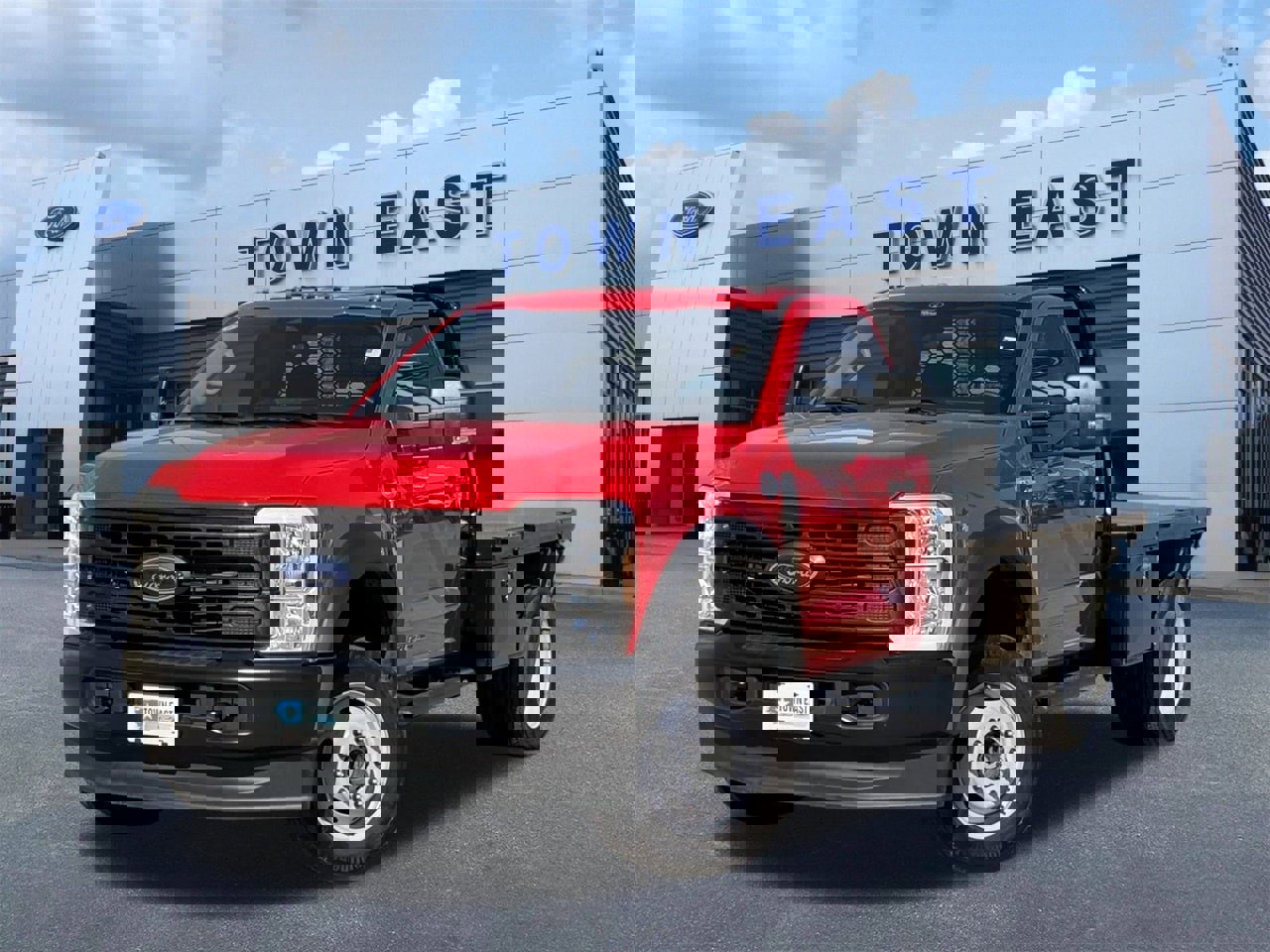 Used 2024 Ford F550 4x4 Regular Cab Super Duty