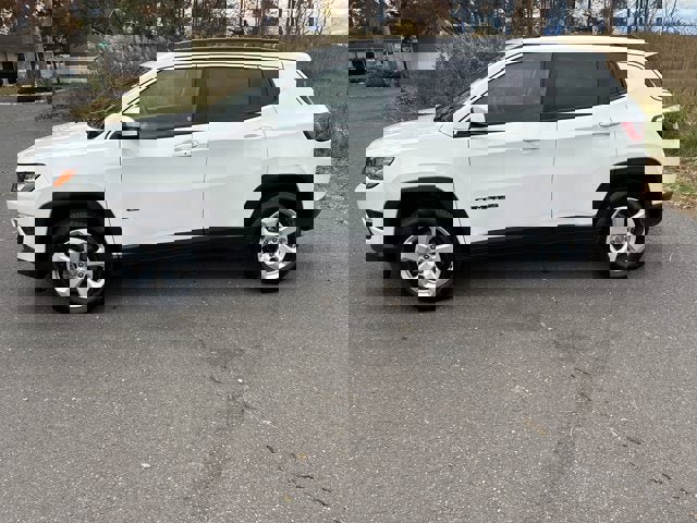 Certified 2021 Jeep Compass Latitude image 6