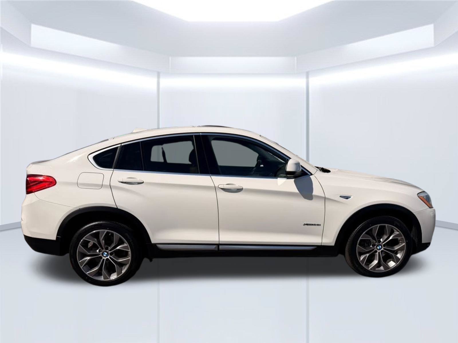Used 2016 BMW X4 xDrive28i AWD/4WD image 4